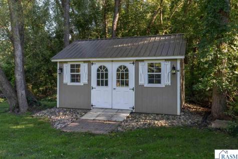 44229 Willow Road St. Peter MN 56082