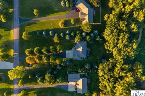 44229 Willow Road St. Peter MN 56082