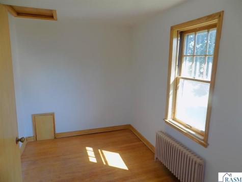 440 6th Street Lafayette MN 56054