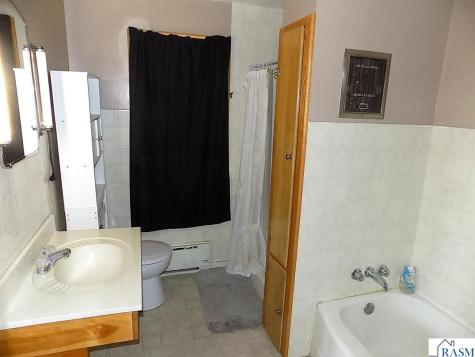 440 6th Street Lafayette MN 56054