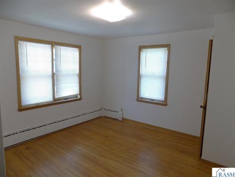 440 6th Street Lafayette MN 56054