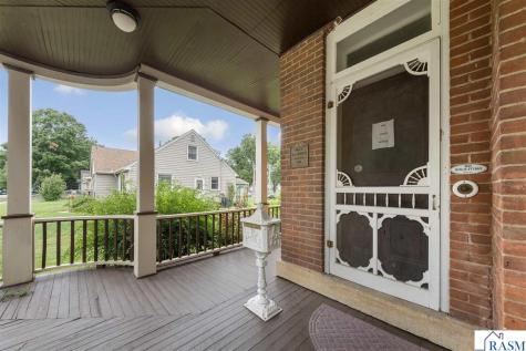 322 Wheeler Avenue North Mankato MN 56003