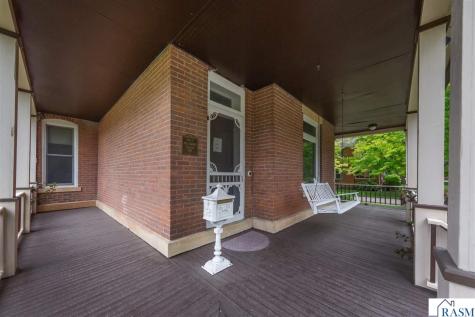 322 Wheeler Avenue North Mankato MN 56003
