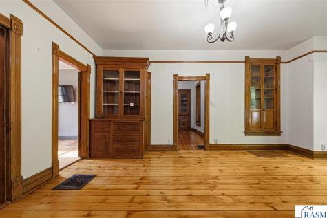 322 Wheeler Avenue North Mankato MN 56003