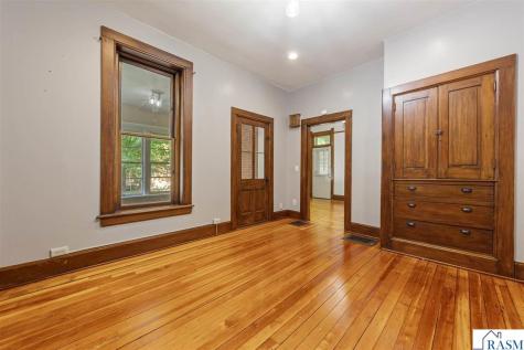 322 Wheeler Avenue North Mankato MN 56003