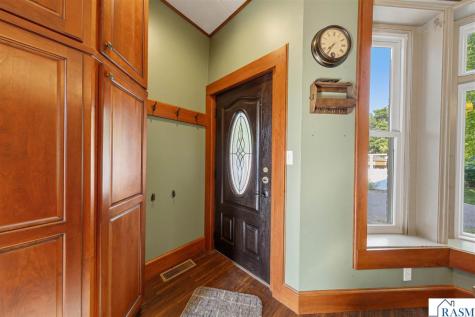 322 Wheeler Avenue North Mankato MN 56003