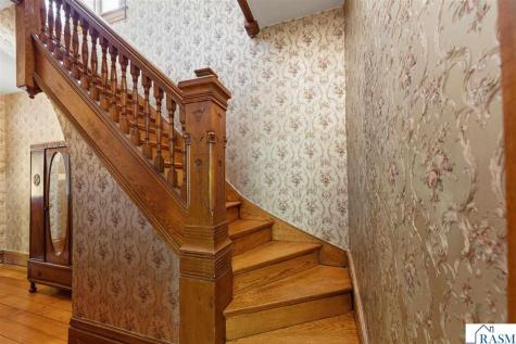 322 Wheeler Avenue North Mankato MN 56003