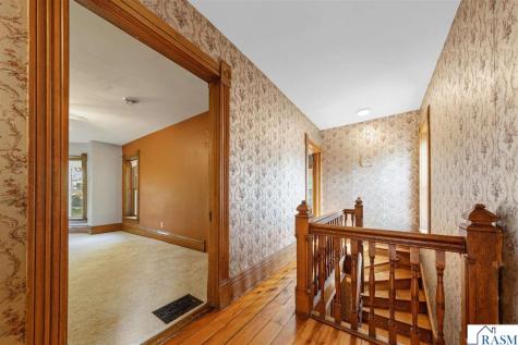 322 Wheeler Avenue North Mankato MN 56003