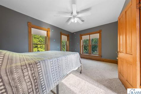 322 Wheeler Avenue North Mankato MN 56003