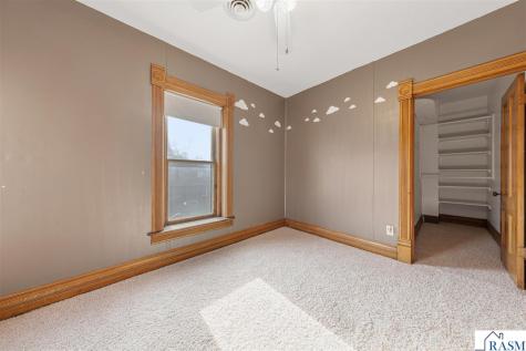 322 Wheeler Avenue North Mankato MN 56003