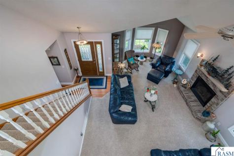 1007 Crystal Lake Drive Lake Crystal MN 56055