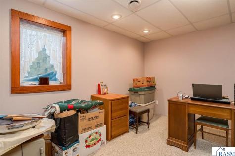 1007 Crystal Lake Drive Lake Crystal MN 56055