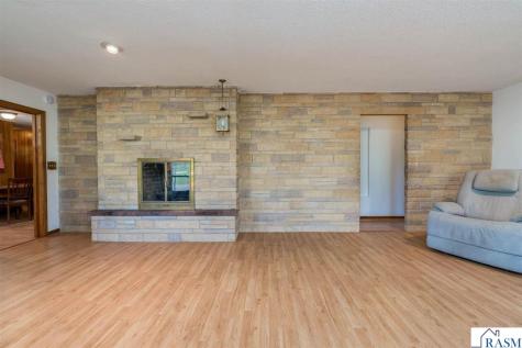 605 N Market Street Janesville MN 56048