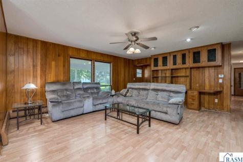 605 N Market Street Janesville MN 56048