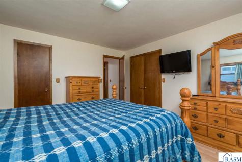 605 N Market Street Janesville MN 56048