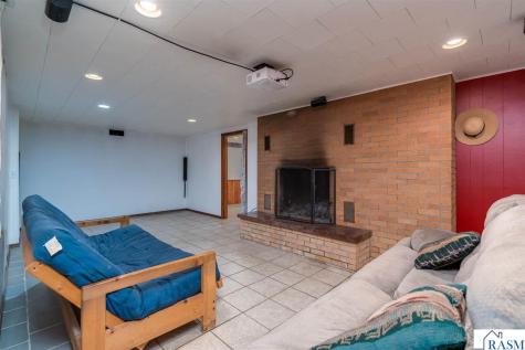605 N Market Street Janesville MN 56048