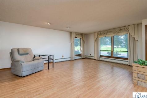 605 N Market Street Janesville MN 56048