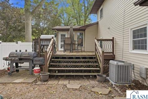 215 Queens Drive Blue Earth MN 56013