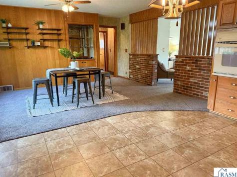 1445 Hilltop Street New Ulm MN 56073