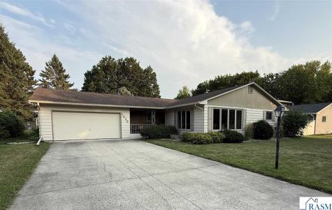 1445 Hilltop Street New Ulm MN 56073