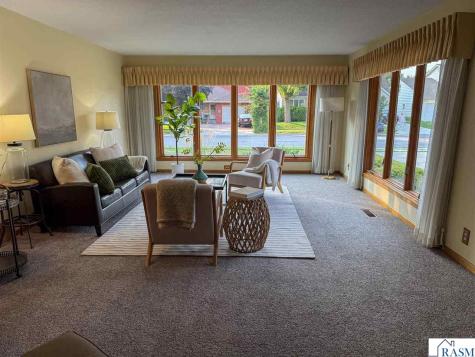 1445 Hilltop Street New Ulm MN 56073