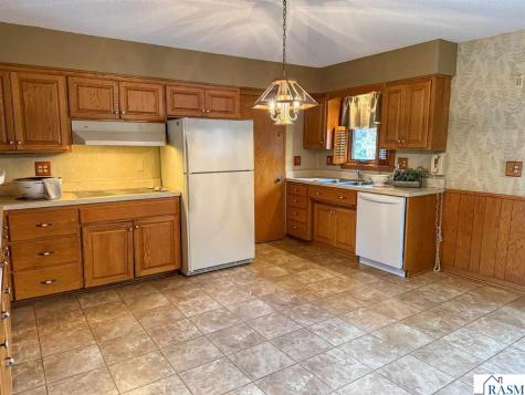 1445 Hilltop Street New Ulm MN 56073