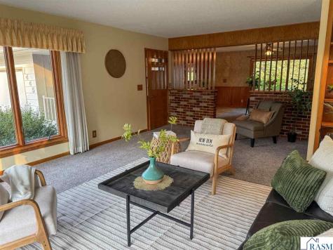 1445 Hilltop Street New Ulm MN 56073