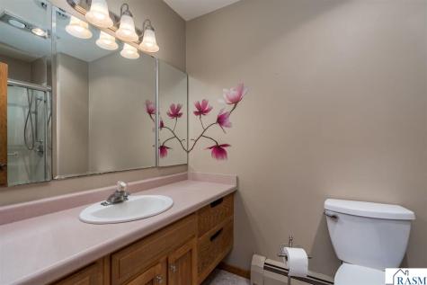 27 Capri Drive Mankato MN 56001