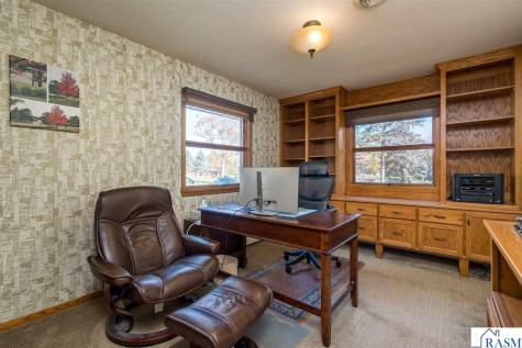 27 Capri Drive Mankato MN 56001