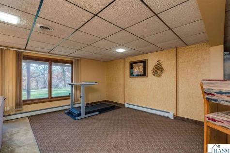 27 Capri Drive Mankato MN 56001