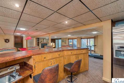 27 Capri Drive Mankato MN 56001