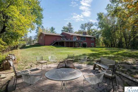27 Capri Drive Mankato MN 56001