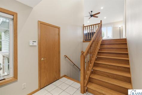 653 Grayhawk Drive Mankato MN 56001