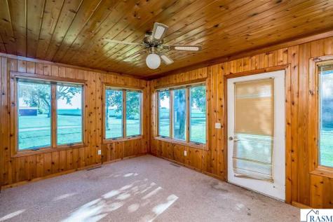 48751 190th Street Lake Crystal MN 56055