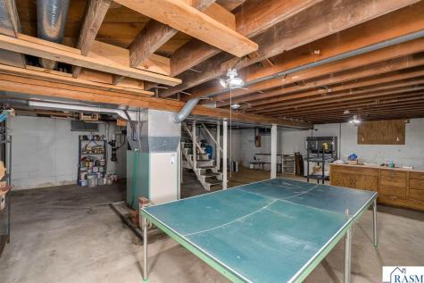 48751 190th Street Lake Crystal MN 56055