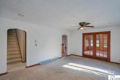 48751 190th Street Lake Crystal MN 56055