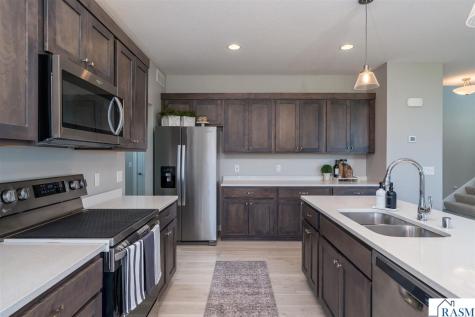 1966 Lexington Lane North Mankato MN 56003