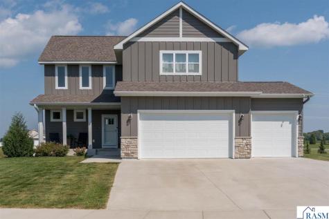 1966 Lexington Lane North Mankato MN 56003