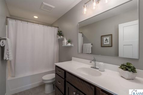 1966 Lexington Lane North Mankato MN 56003