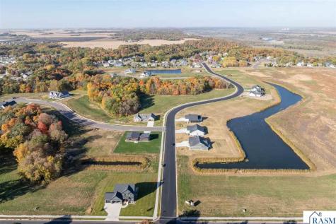 11 South Pointe Court North Mankato MN 56003
