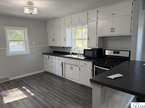 925 7th Street South St. James MN 56081