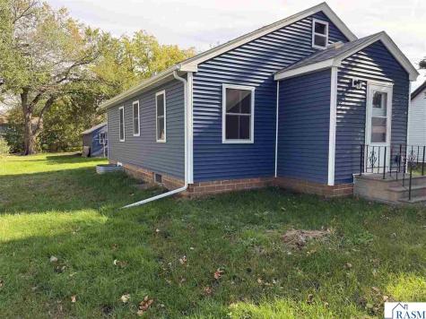 925 7th Street South St. James MN 56081