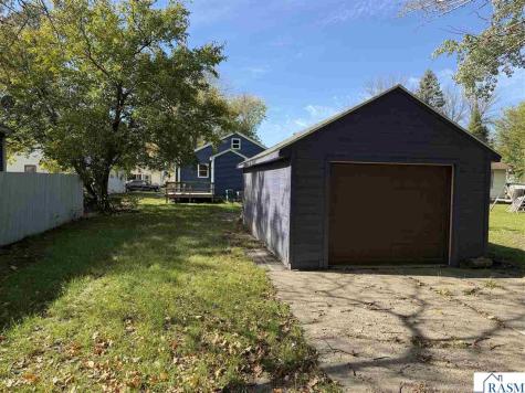 925 7th Street South St. James MN 56081