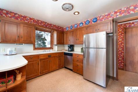 107 Ridge Court Mankato MN 56001