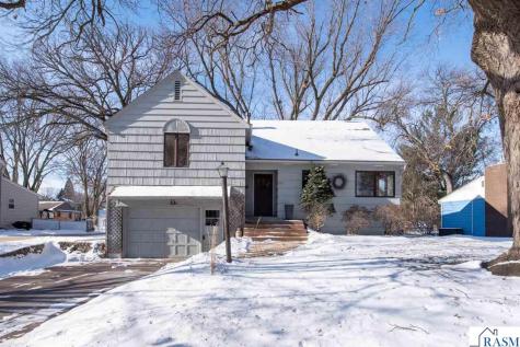 107 Ridge Court Mankato MN 56001