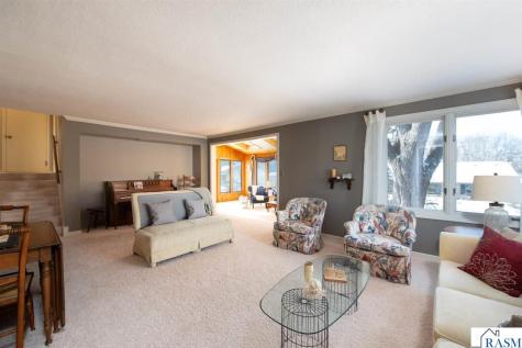 107 Ridge Court Mankato MN 56001