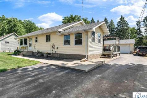 305 Le Sueur Avenue Eagle Lake MN 56024