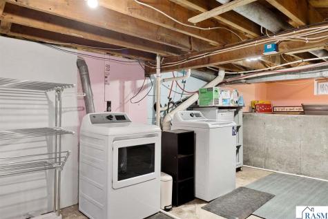 305 Le Sueur Avenue Eagle Lake MN 56024