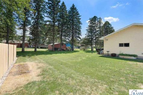 305 Le Sueur Avenue Eagle Lake MN 56024