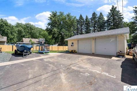 305 Le Sueur Avenue Eagle Lake MN 56024